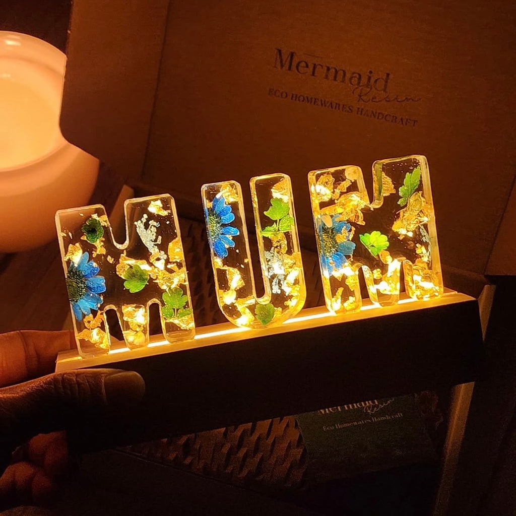 3 Charactors - Heartwarming Custom Name Night Light